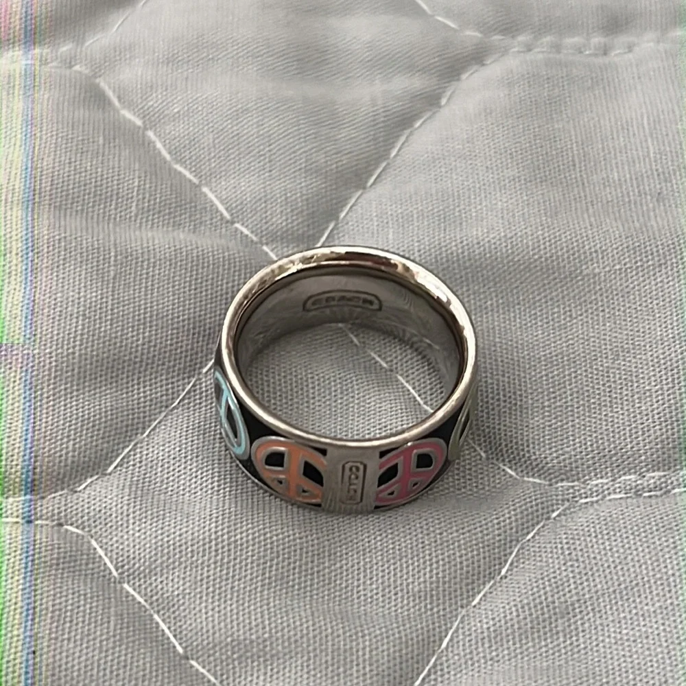Coach Peace Ring - Picture 5 of 11